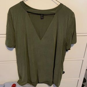 Cutout V Tshirt